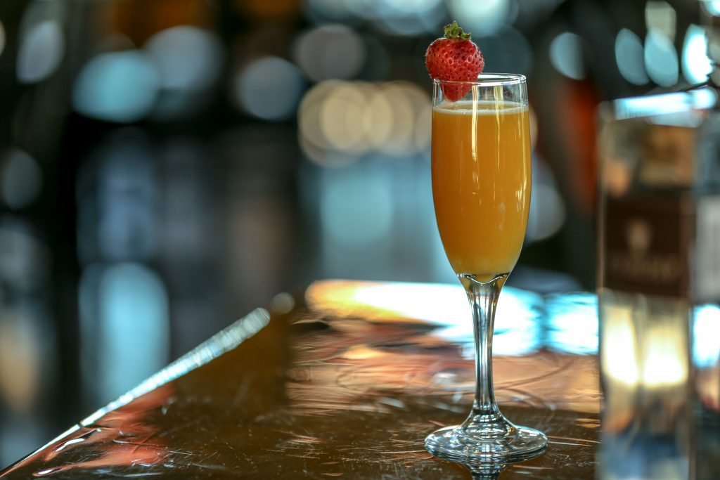 ¡Feliz día de la mimosa! ¿De dónde salió este coctel perfecto para el brunch?